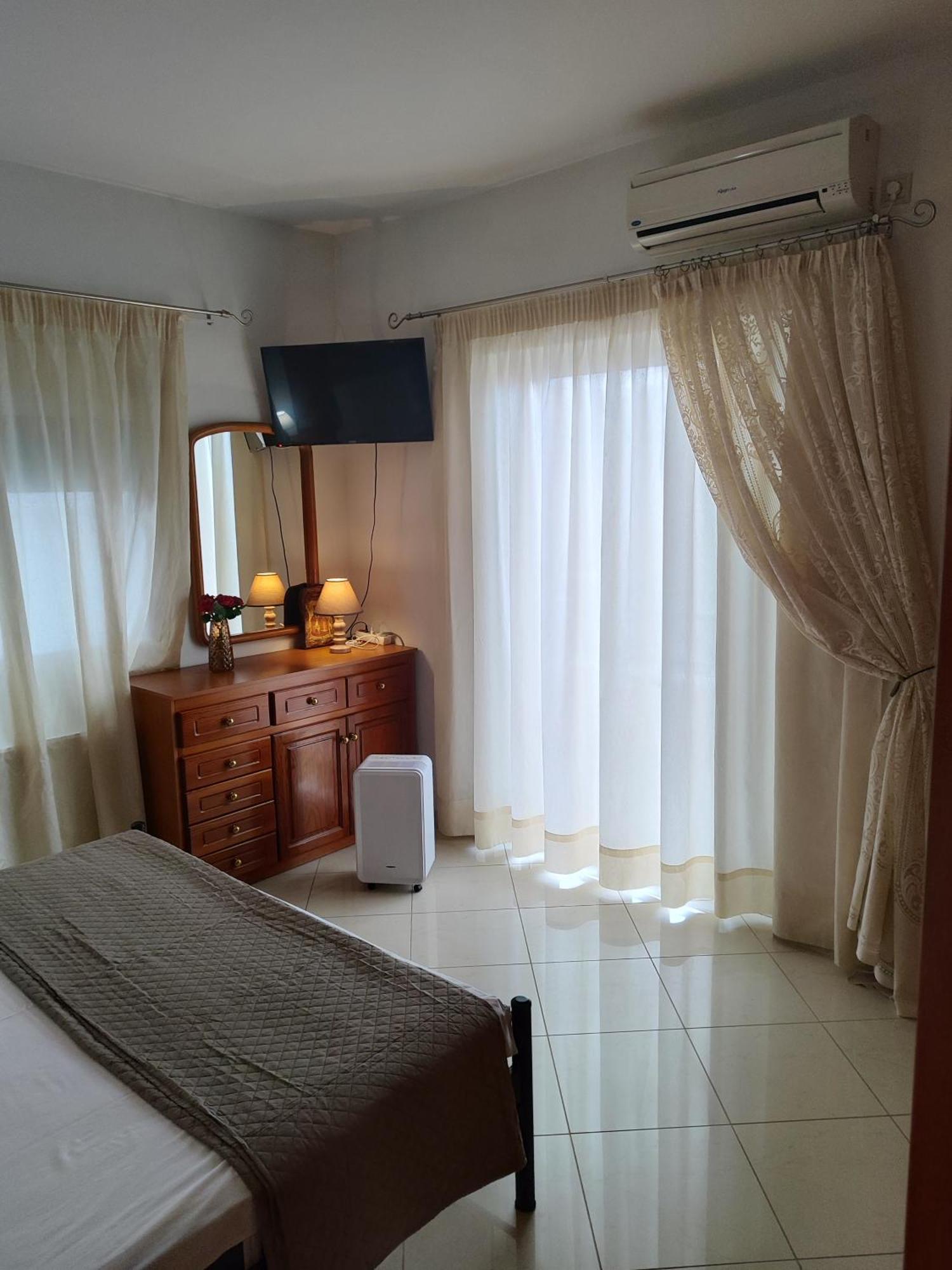 Klio'S Apartment Λαύριο Εξωτερικό φωτογραφία
